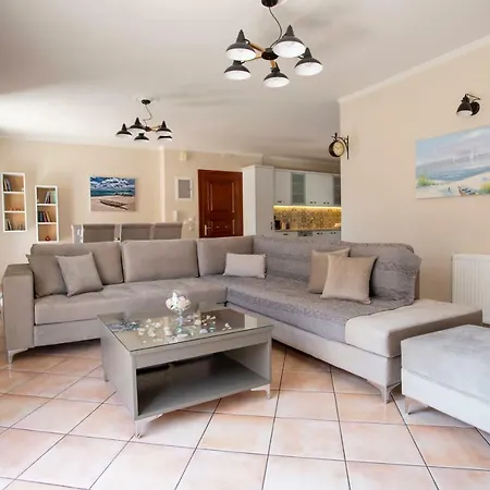 Dina Apartment
